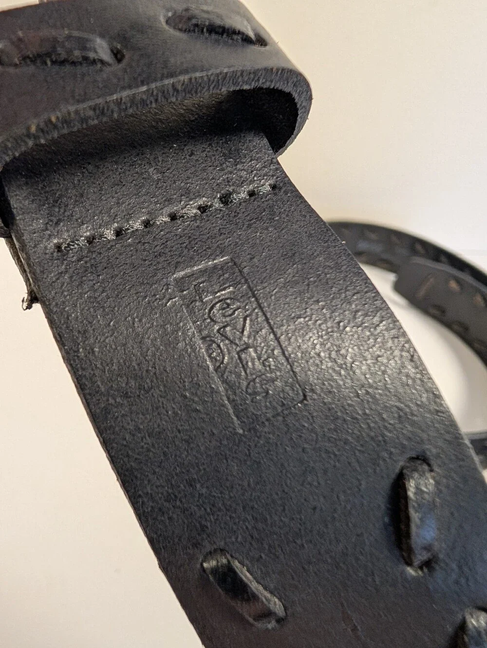 Levi's Black Genuine Italian Leather Whipstitch Belt 38 Rustic Casual